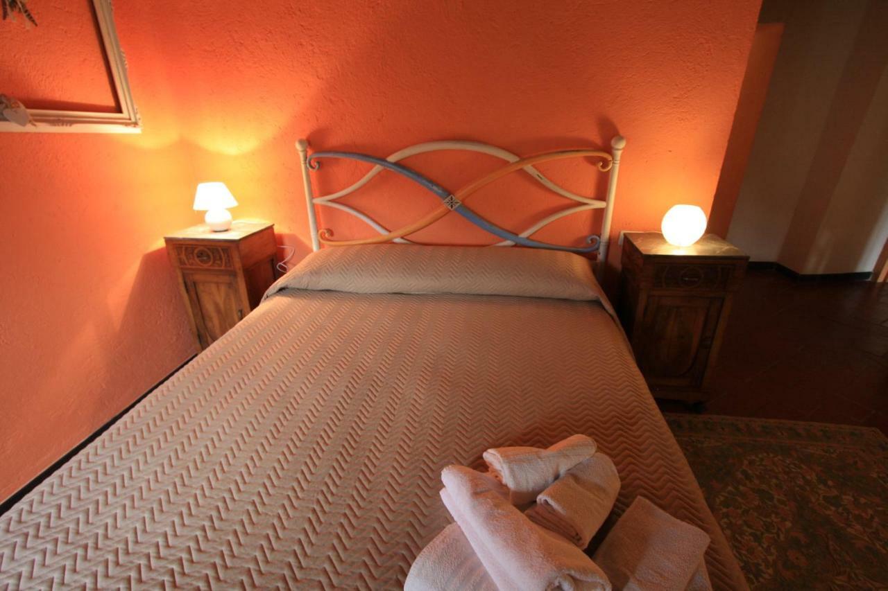 Borgo Di Codeglia - Country Rooms Рикко-дель-Гольфо-ді-Спеція Екстер'єр фото