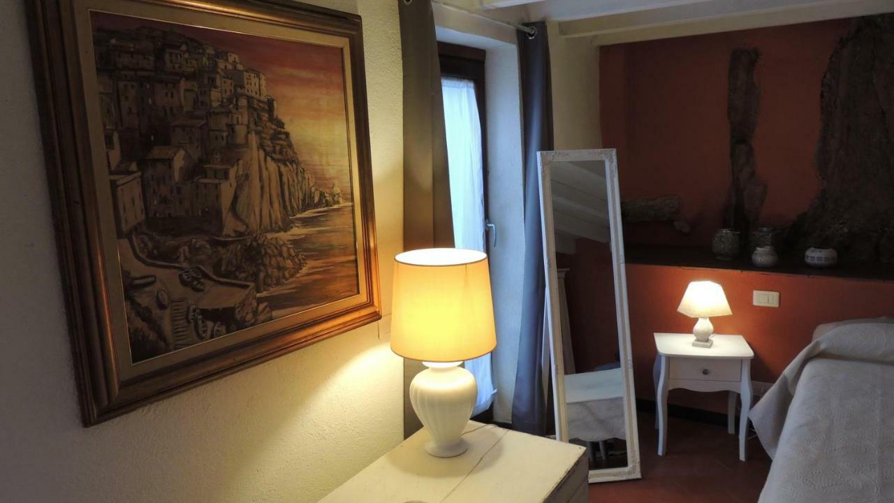 Borgo Di Codeglia - Country Rooms Рикко-дель-Гольфо-ді-Спеція Екстер'єр фото