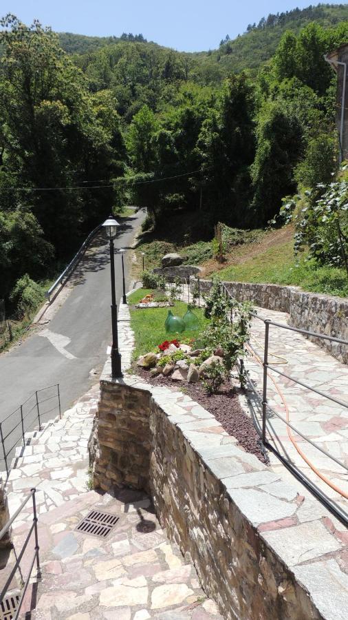 Borgo Di Codeglia - Country Rooms Рикко-дель-Гольфо-ді-Спеція Екстер'єр фото